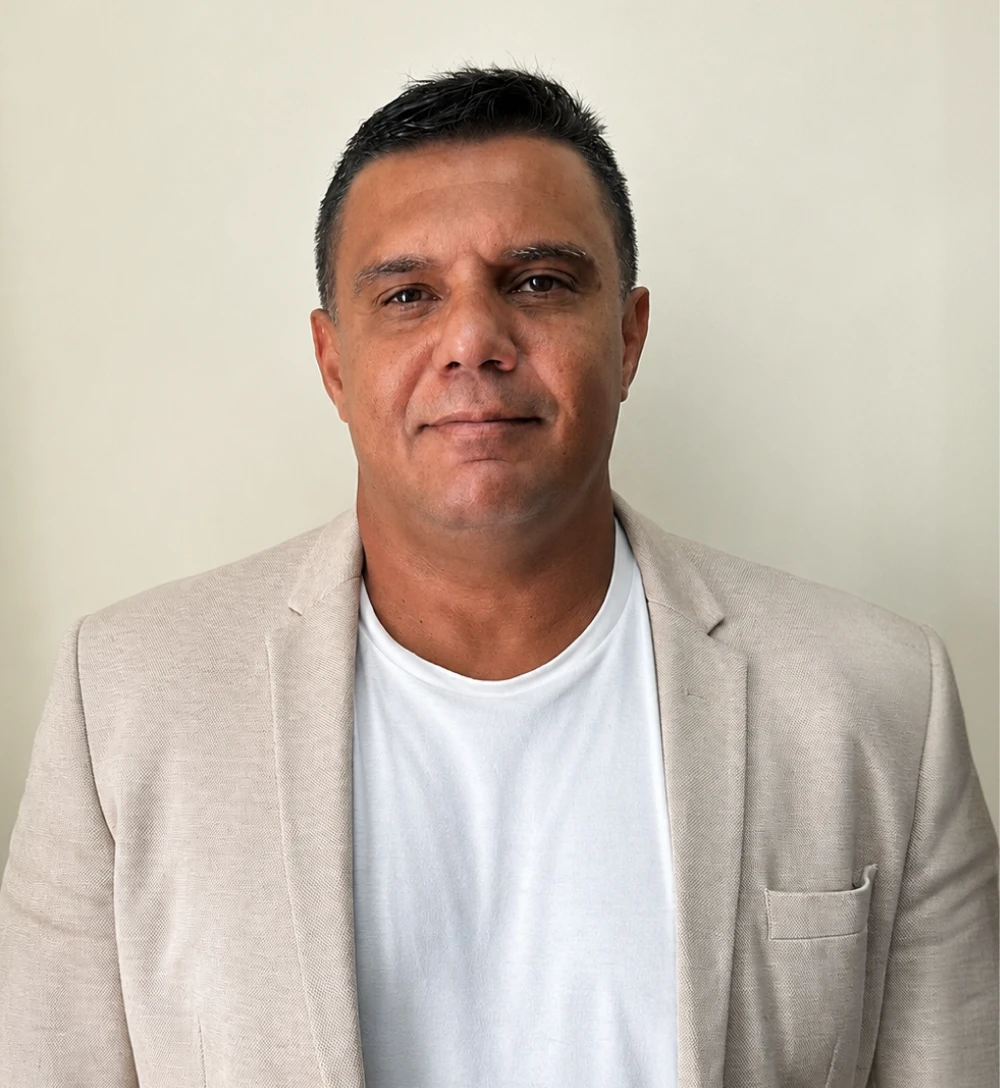 Dr. Angelo — Cirurgião Bucomaxilofacial
